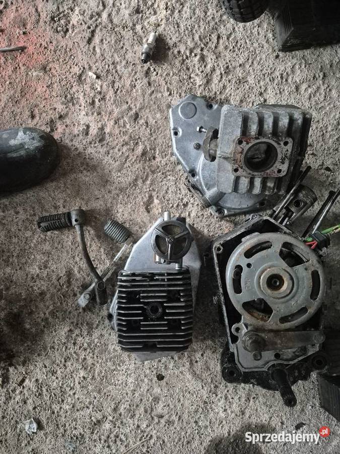 CZĘŚCI motorynka wsk Pilzno