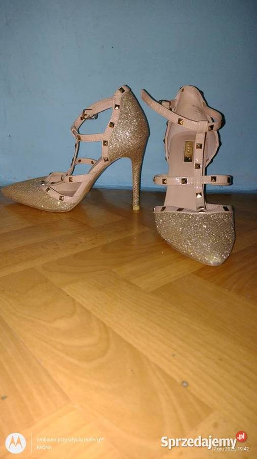 Piękne wysokie złote szpilki Primark 43 wielkopolskie Ostrów Wielkopolski