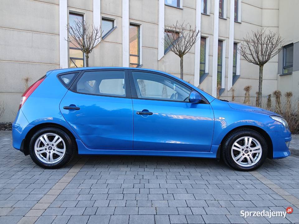 HYUNDAI i30 14 benz 2011r Klima Isofix Alufelgi poduszka powietrzna śląskie Gliwice