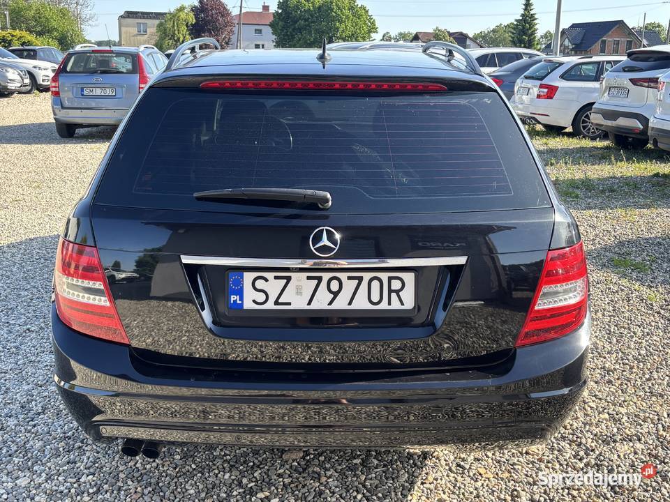 MercedesBenz C200 lakier metallic Paniówki