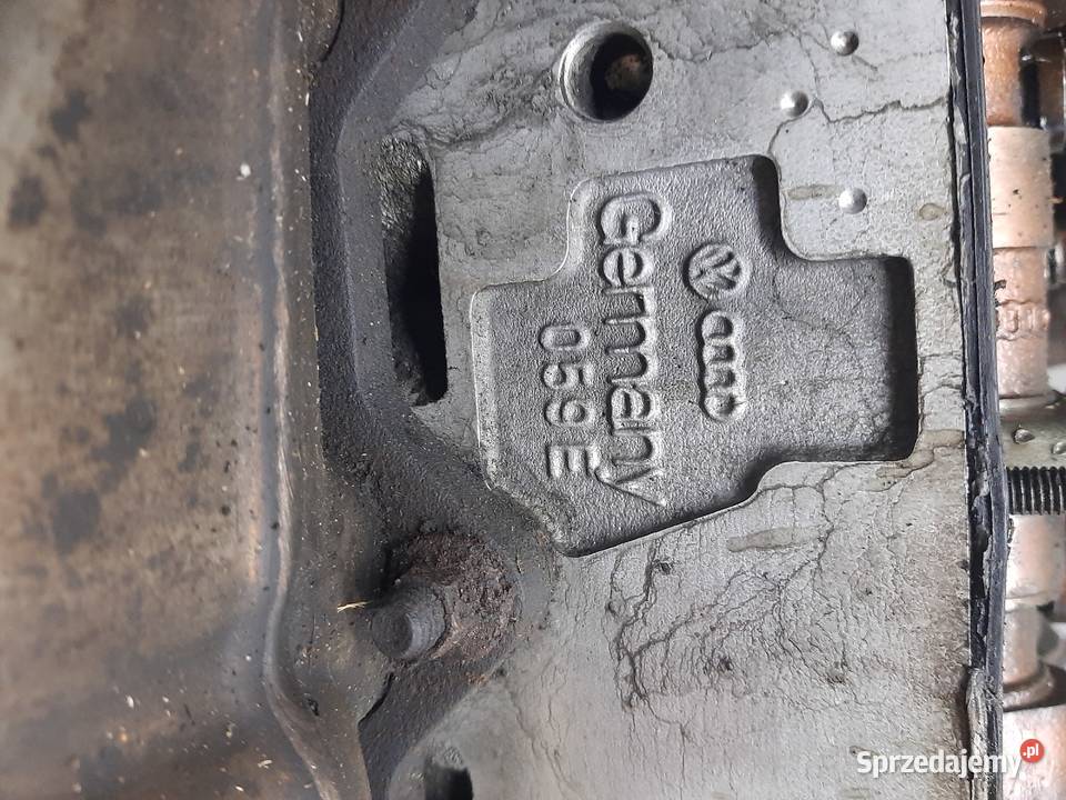 GŁOWICA PRAWA AUDI A6 C5 25 TDI Kompletna Ksawerów sprzedam