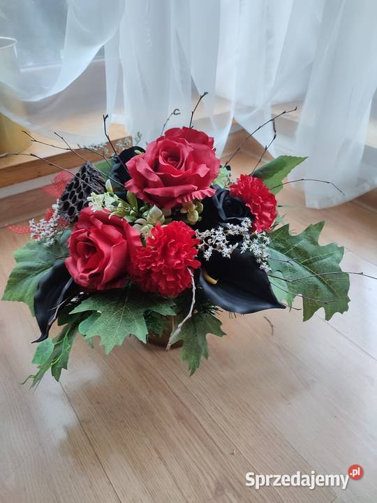 Wiązanka na cmentarz kompozycja kwiatowa na grób