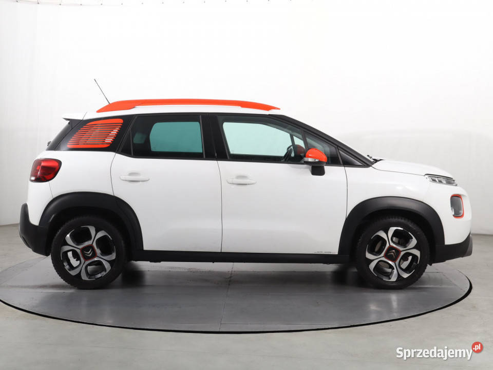 Citroen C3 Aircross 12 PureTech Rok produkcji 2017 Motoryzacja