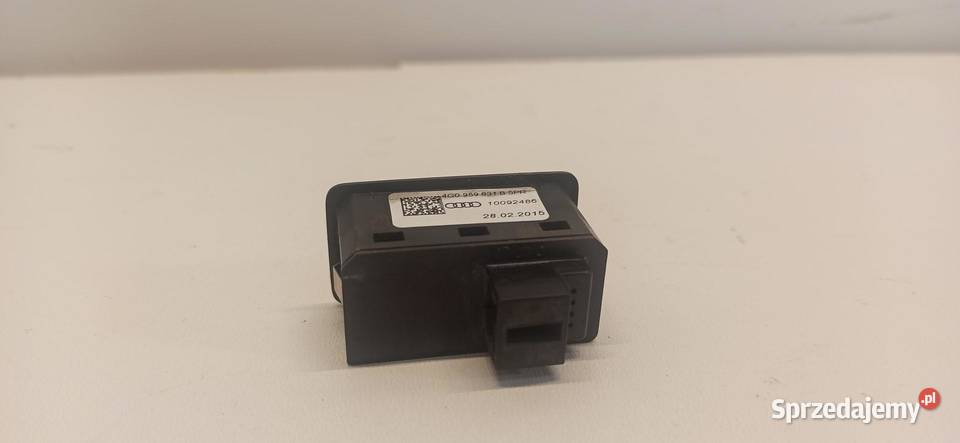 AUDI A7 4G PRZYCISK OTWIERANIA KLAPY 4G0959831B