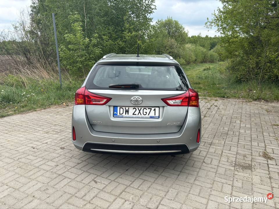 Toyota Auris 2 2014 ABS