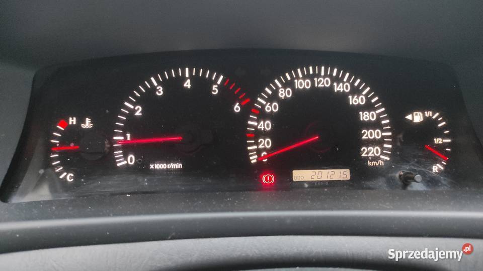 Toyota Corolla Verso 2004 D4D 20 clima 2000cm3 Chodzież sprzedam