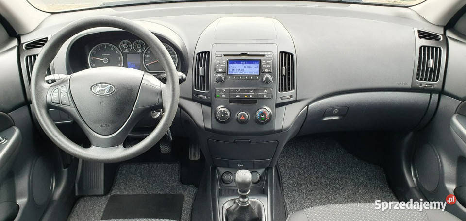 Hyundai i30 Niski przebieg 76 Bezwypadkowy Zarejestrowany w Polsce Przyszowice