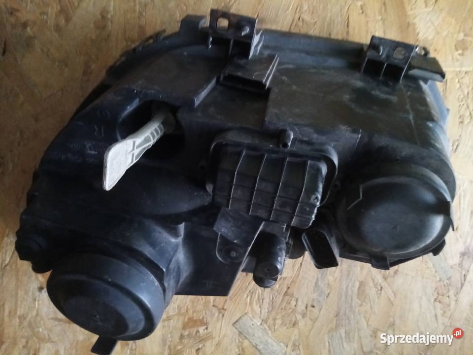 Vw polo 0105 lampa przednia prawa lampy przednie Oświetlenie Bydgoszcz sprzedam