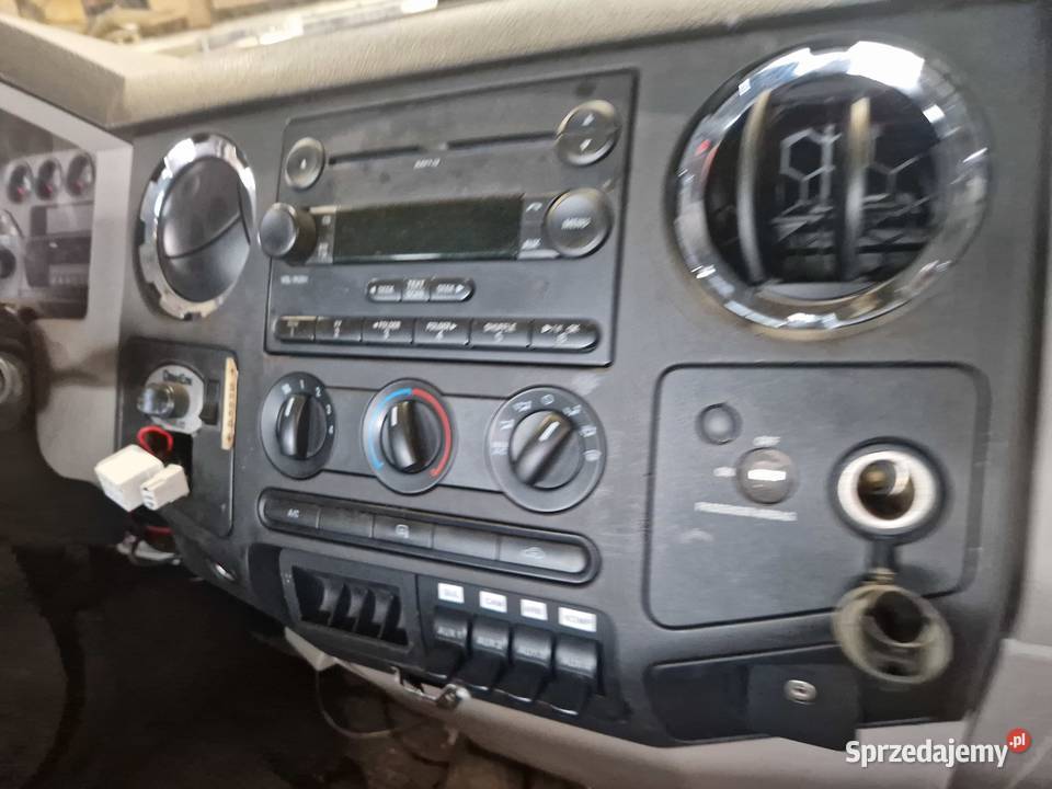 Ford F450 holownik pomoc drogowa Złocieniec
