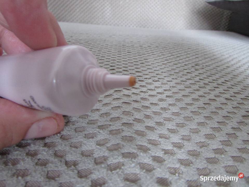 avon zestaw szminka power stay podkład serum