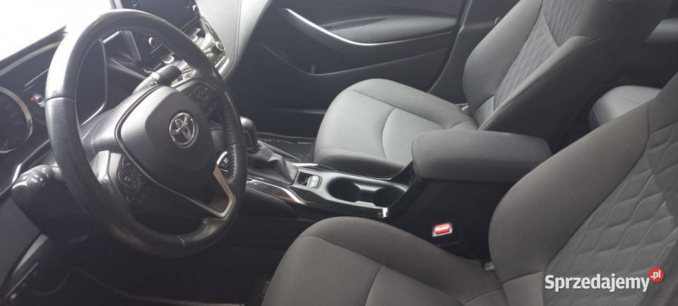 Toyota Corolla ECVT 18 Hybryda Pełna historia czujnik deszczu Gdańsk