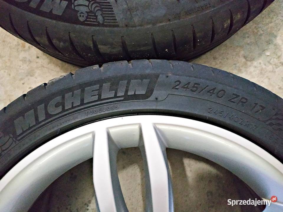 Opony MICHELIN 22545 R17 z 2021 r 24540 ZR17 z Konin