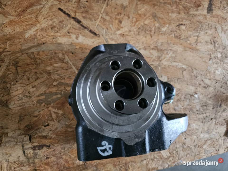 Zwrotnica Prawa Volvo BL61 Case 580SM John Deere sprzedam