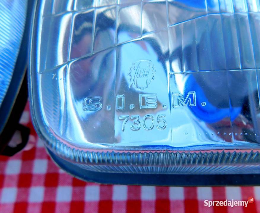 Nowe reflektory lampy przednie SIEM Fiat 126p Tarnów