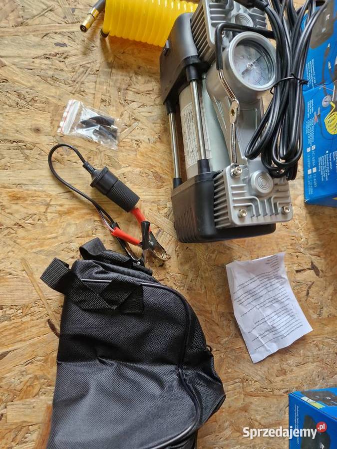 KOMPRESOR SAMOCHODOWY DWUTŁOKOWY 12V 135V Głogowa