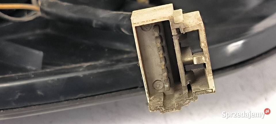 LAMPA LEWA TYŁ RENAULT MEGANE SCENIC II Lipno sprzedam