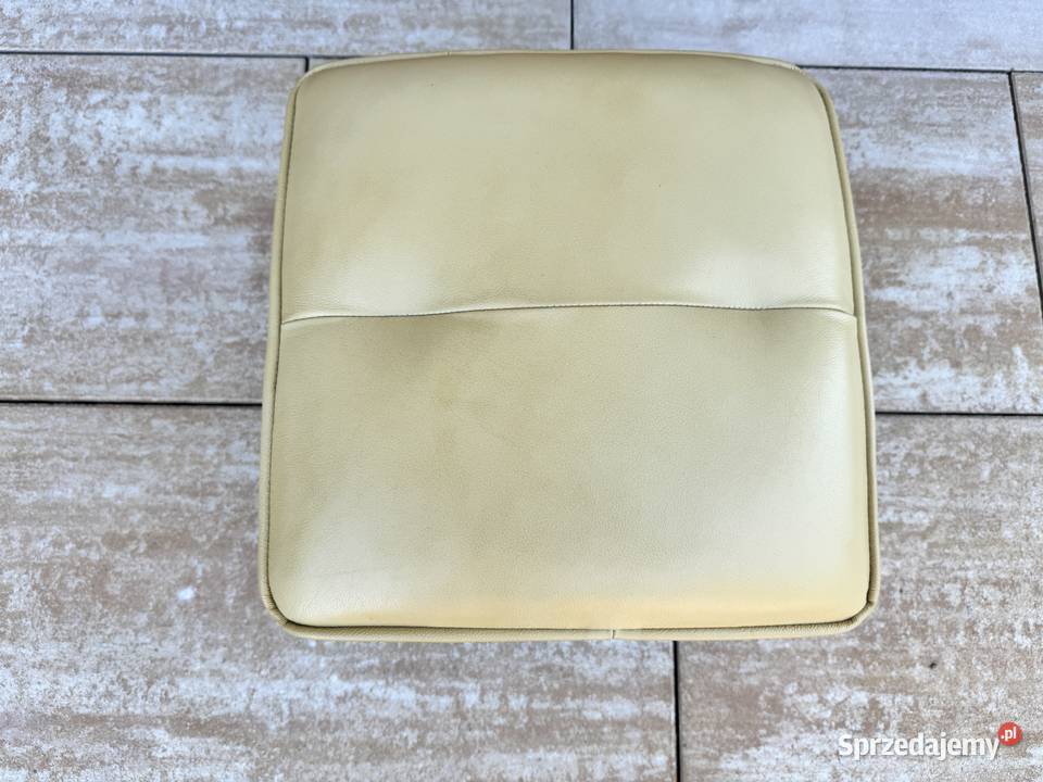 Pufa skórzana podnóżek skórzany stołek skóra mazowieckie Sulbiny