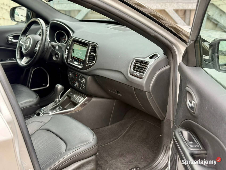 Jeep Compass Faktura VAT 23 13 Limited II 2016 szary Motoryzacja Tarnowskie Góry