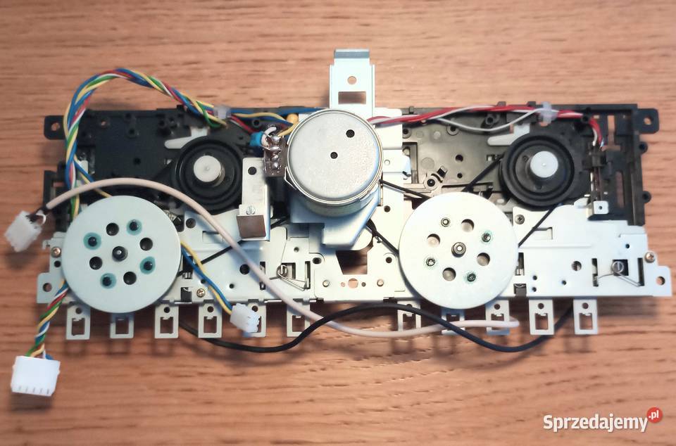 KOMPLETNA MECHANIKA DO MAGNETOFONU DWUKASETOWEGO Wieliczka