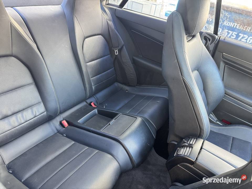 Mercedes E350 W207 benzyna szklany dach czarny Konin