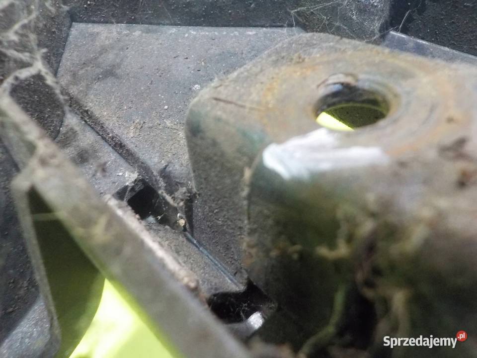 AUDI A5 8T SLINE 10r atrapa grill 8T0853651E