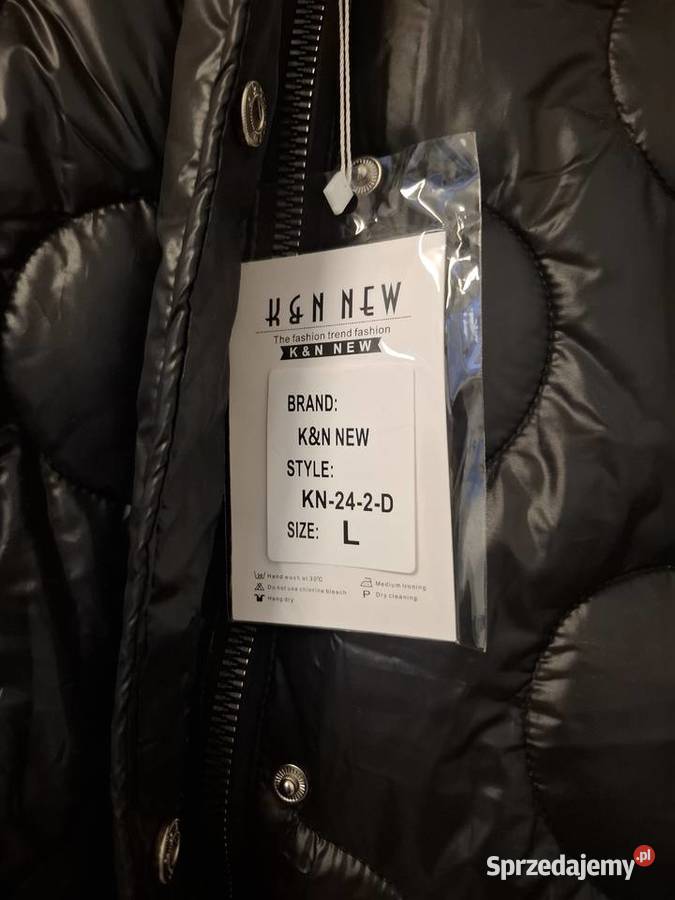 Zimowa kurtka puchowa z futerkowym kapturem Warszawa