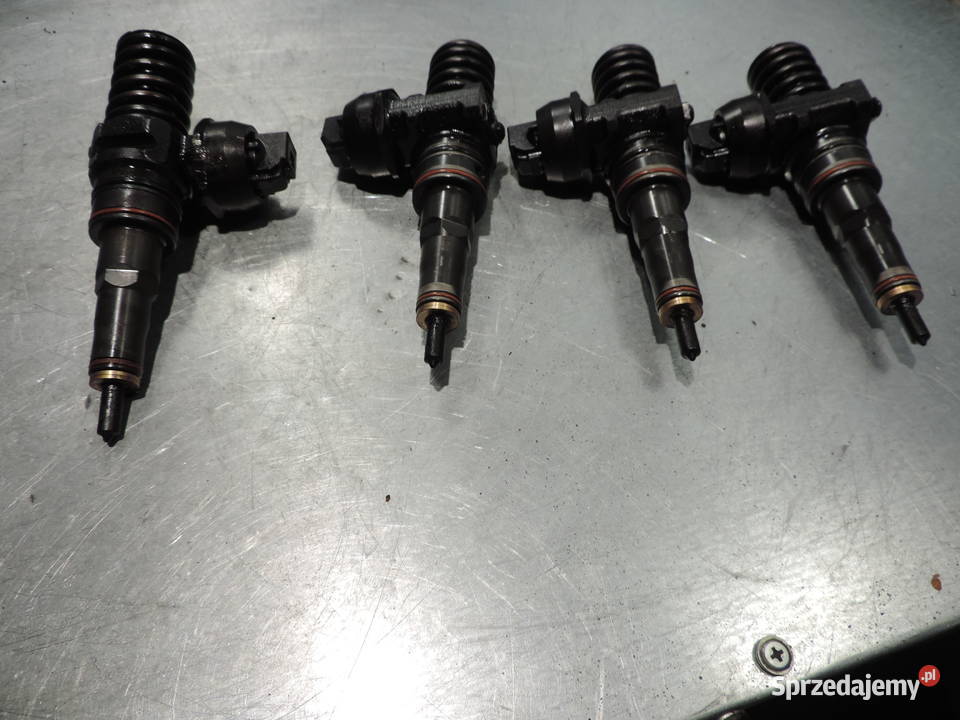 POMPOWTRYSKI AUDI A3 19 TDI AXR 038130073AQ Części samochodowe Nowy Sącz