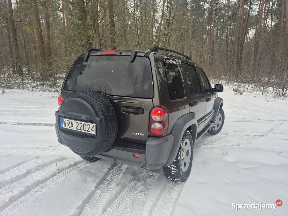 Jeep Cherokee KJ Limited manualna