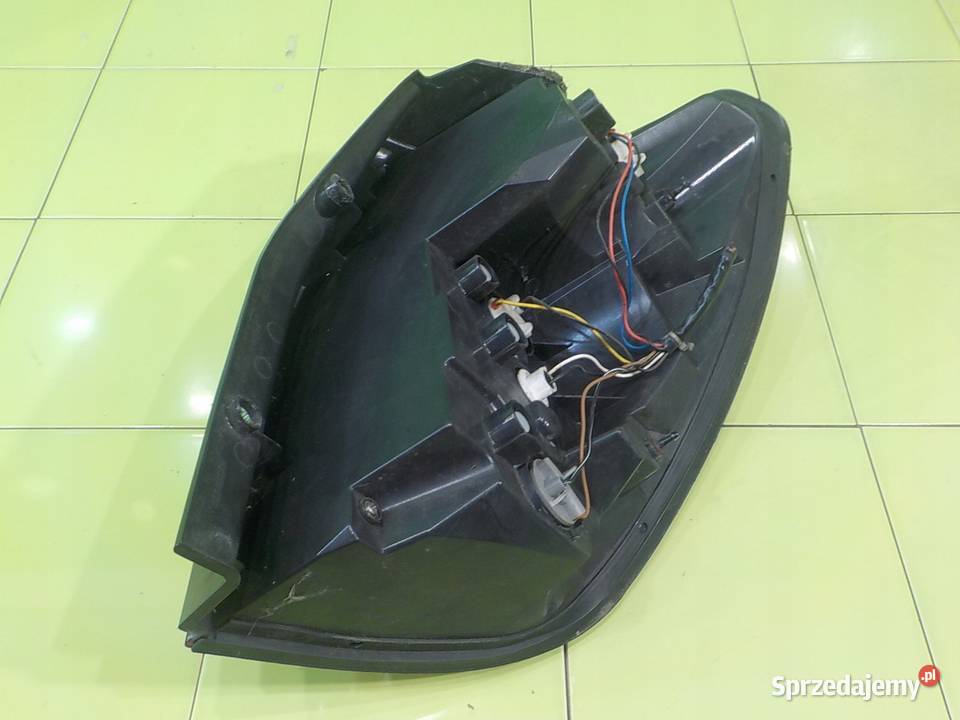 CHEVROLET CAPTIVA LIFT 20 VCDI 10r 5D lampa lewa Suków sprzedam