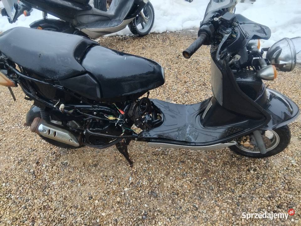 Skuter 125 4t Konina