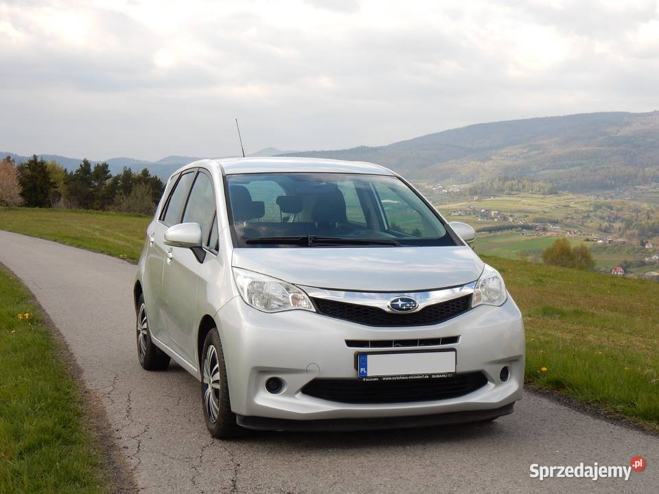 Samochód osobowy Subaru Trezia 13 99 2012 Łącko