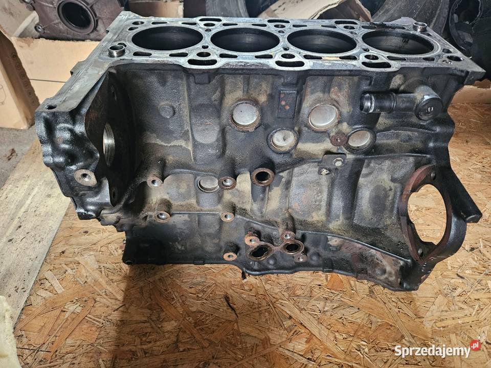 BLOK SILNIKA KIA SPORTAGE III 3 IX35 20 CRDI