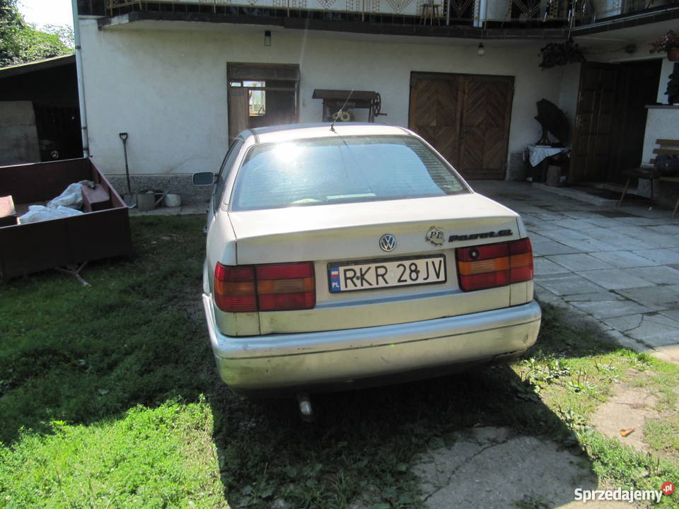Volkswagen Passat B4 95r 20 16V 150 216000 216000km Samochody osobowe Krosno