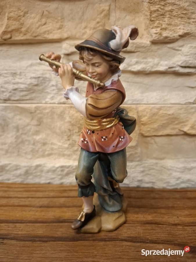 Rzeźba z drewna piękna malowana grajek