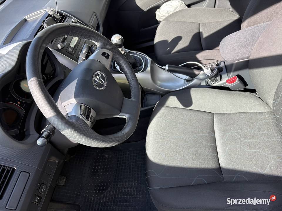 Toyota Auris 133 salon Polska