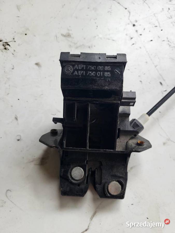 Zamek klapy tyl Mercedes A1717500085 Mielec sprzedam