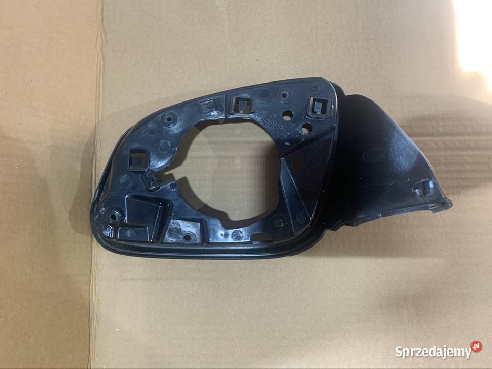232637156 ramka obudowa lusterka prawa bmw x1 Rok produkcji 2019 Szczecin sprzedam