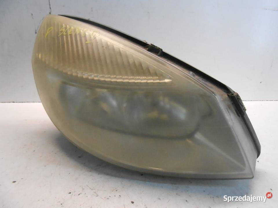 LAMPA PRAWA PRZEDNIA PRZÓD RENAULT SCENIC II Lampy przednie sprzedam