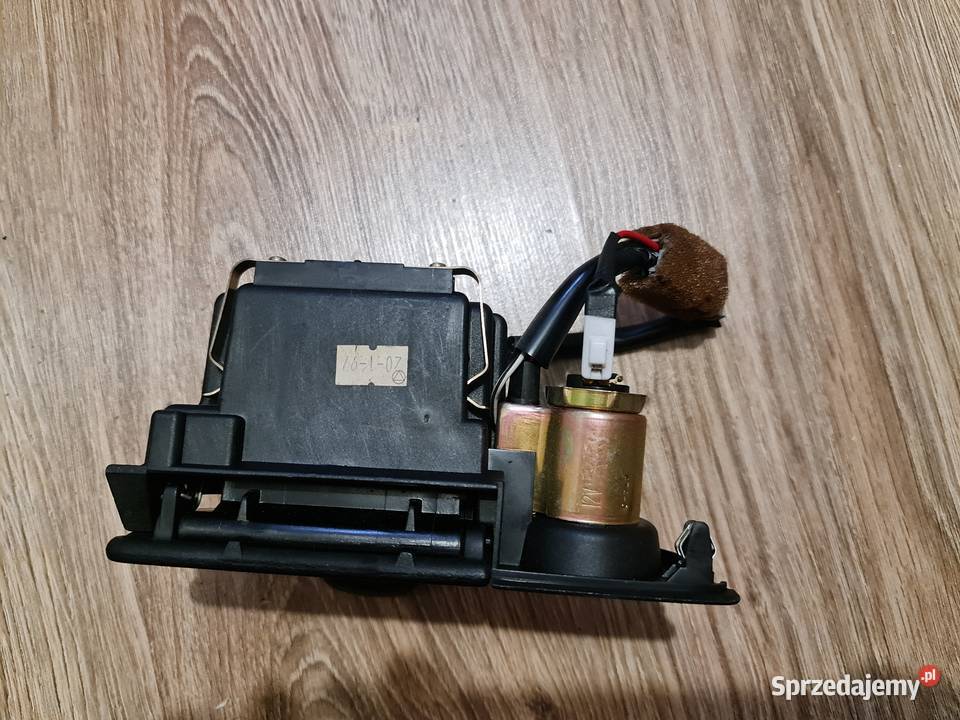 Popielniczka Toyota Carina E śląskie Gliwice