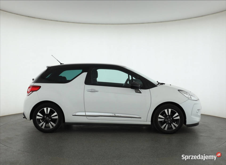 Citroen DS3 12 PureTech wielofunkcyjna kierownica