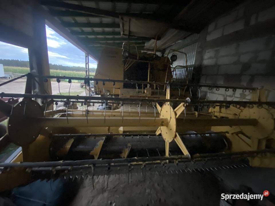 Kombajn do zboża holland 8030 nieuszkodzony