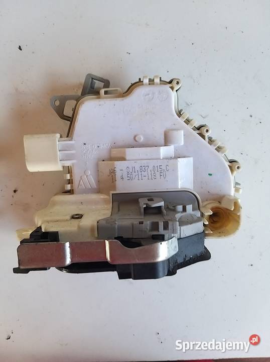 Zamek drzwi przód lewy 8j1837015c Audi osobowe Katowice