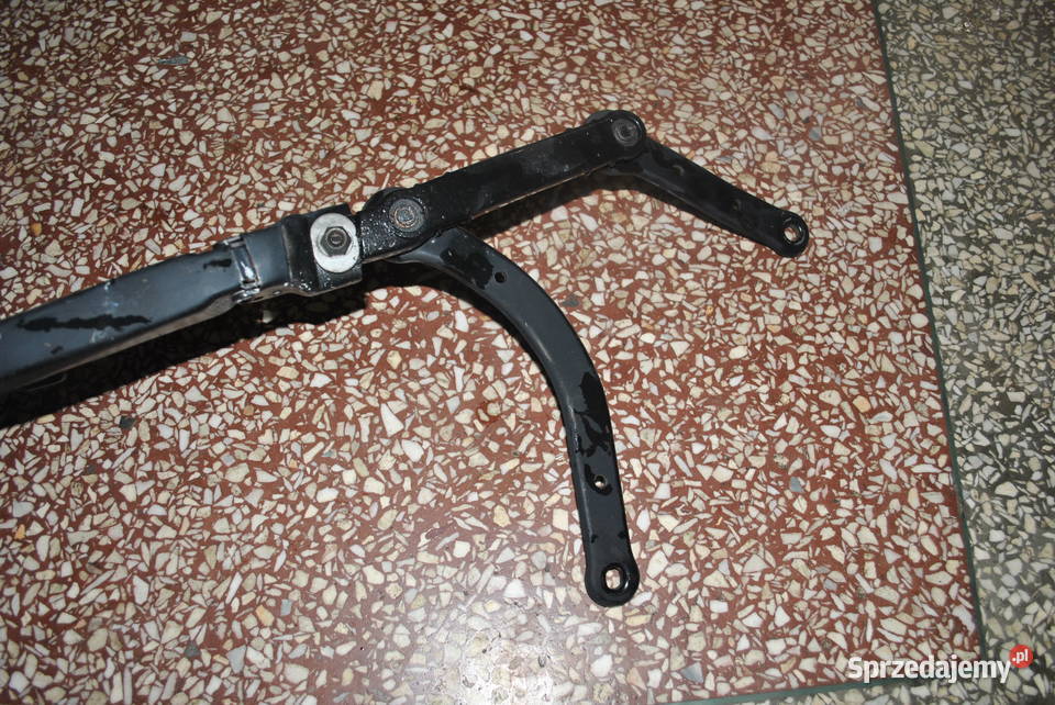 Ramię wycieraczek prawa strona BMW E60 E61 E63 Poręba