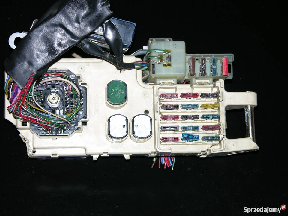 lexus ls 400 rozdzielnia bezpieczników