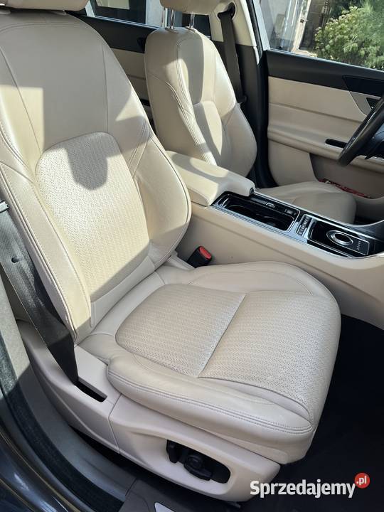 Jaguar XF 2017 zadbany XF Białystok