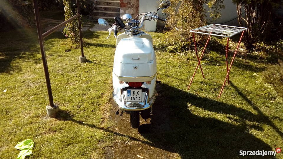 Skuter Yiying benzer 50 Benzer