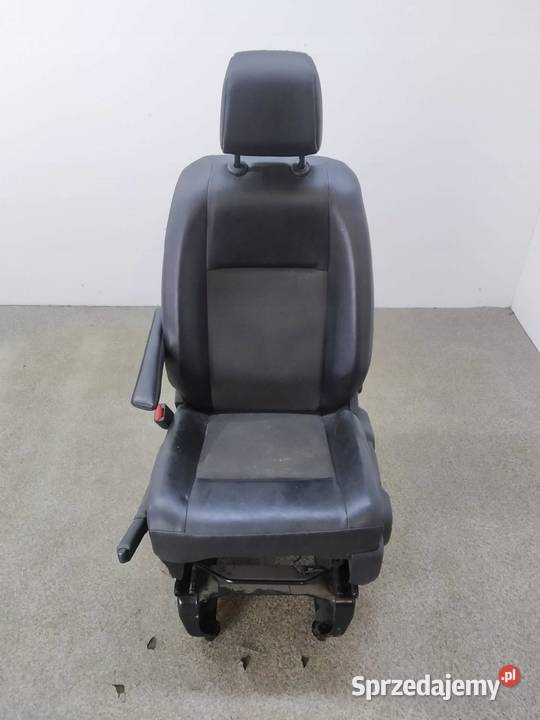 FOTELE LEWY KIEROWCY PÓŁSKÓRA JUMPY IV PROACE świętokrzyskie