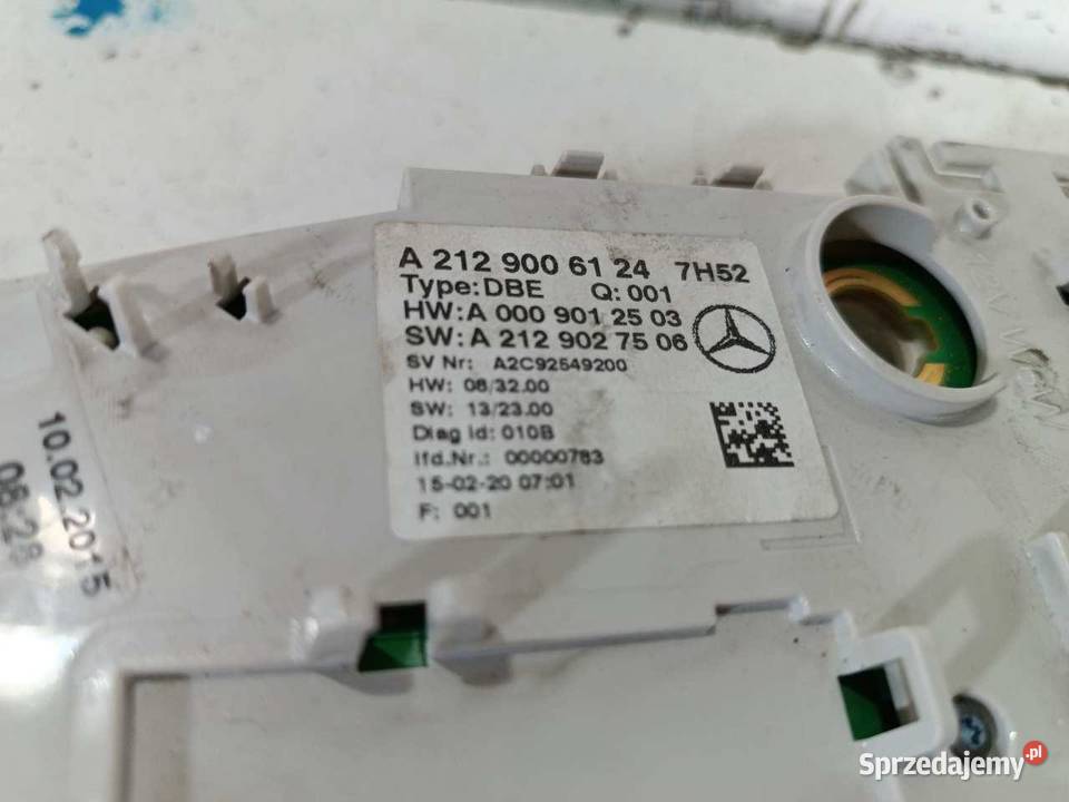 LAMPKA OŚWIETLENIA KABINY MERCEDES W212