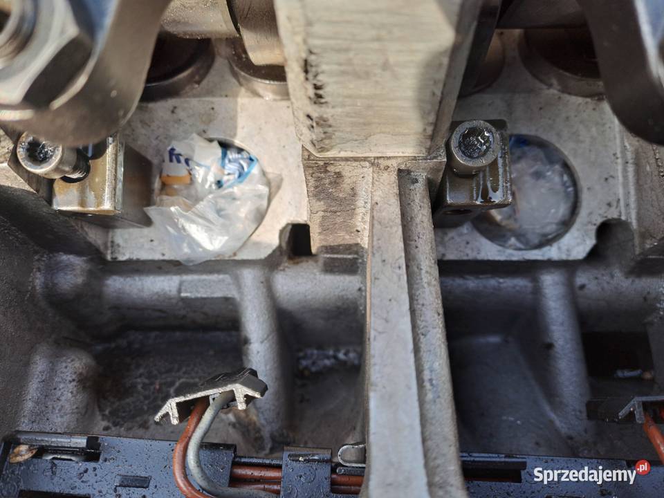 Volkswagen Golf V 19 TDi 105 silnik kod BLS Silniki kompletne Jastrzębie-Zdrój