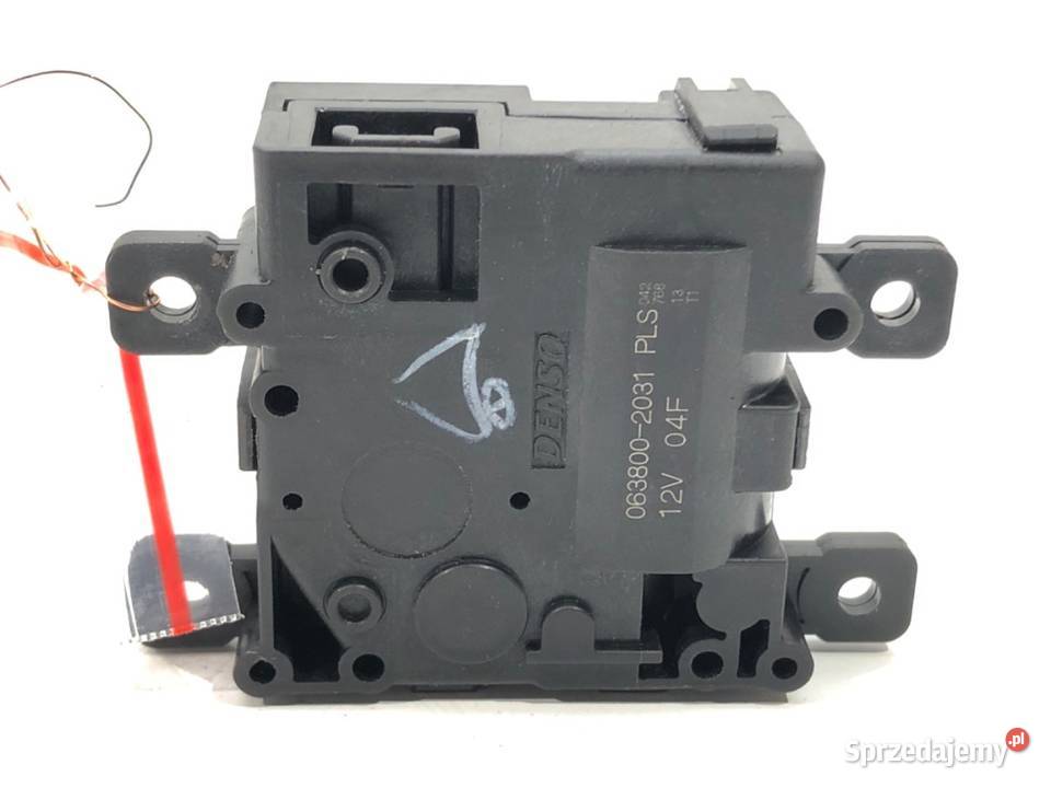 SILNIK NAGRZEWNICY TOYOTA 0638002031 COROLLA E21 osobowe